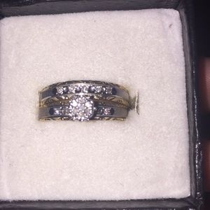 Wedding ring, engagement ring set